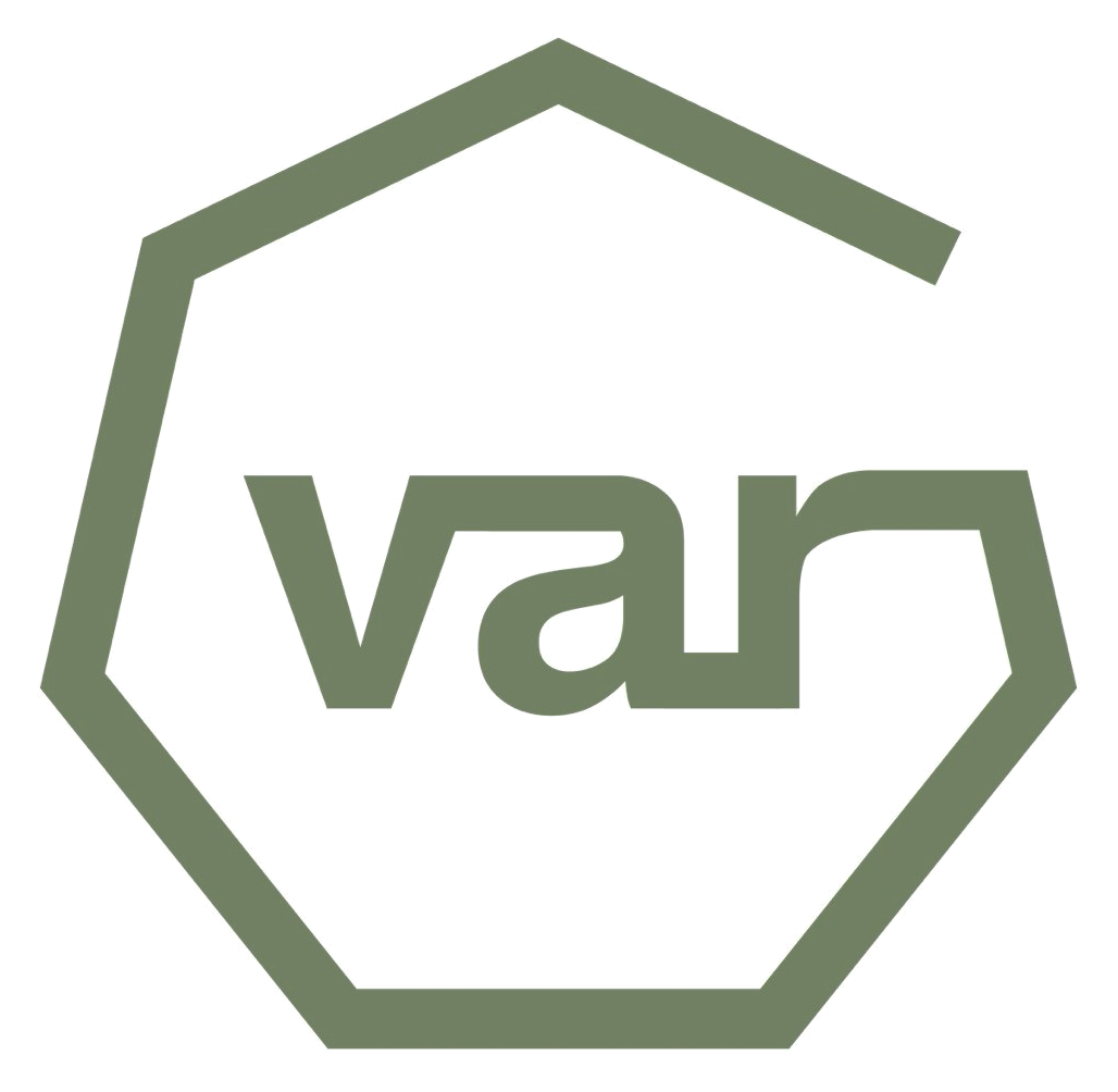 株式会社var ロゴ